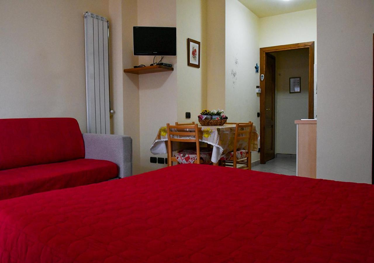 Gli Angeli Agriturismo Vila Cisano sul Neva Exterior foto