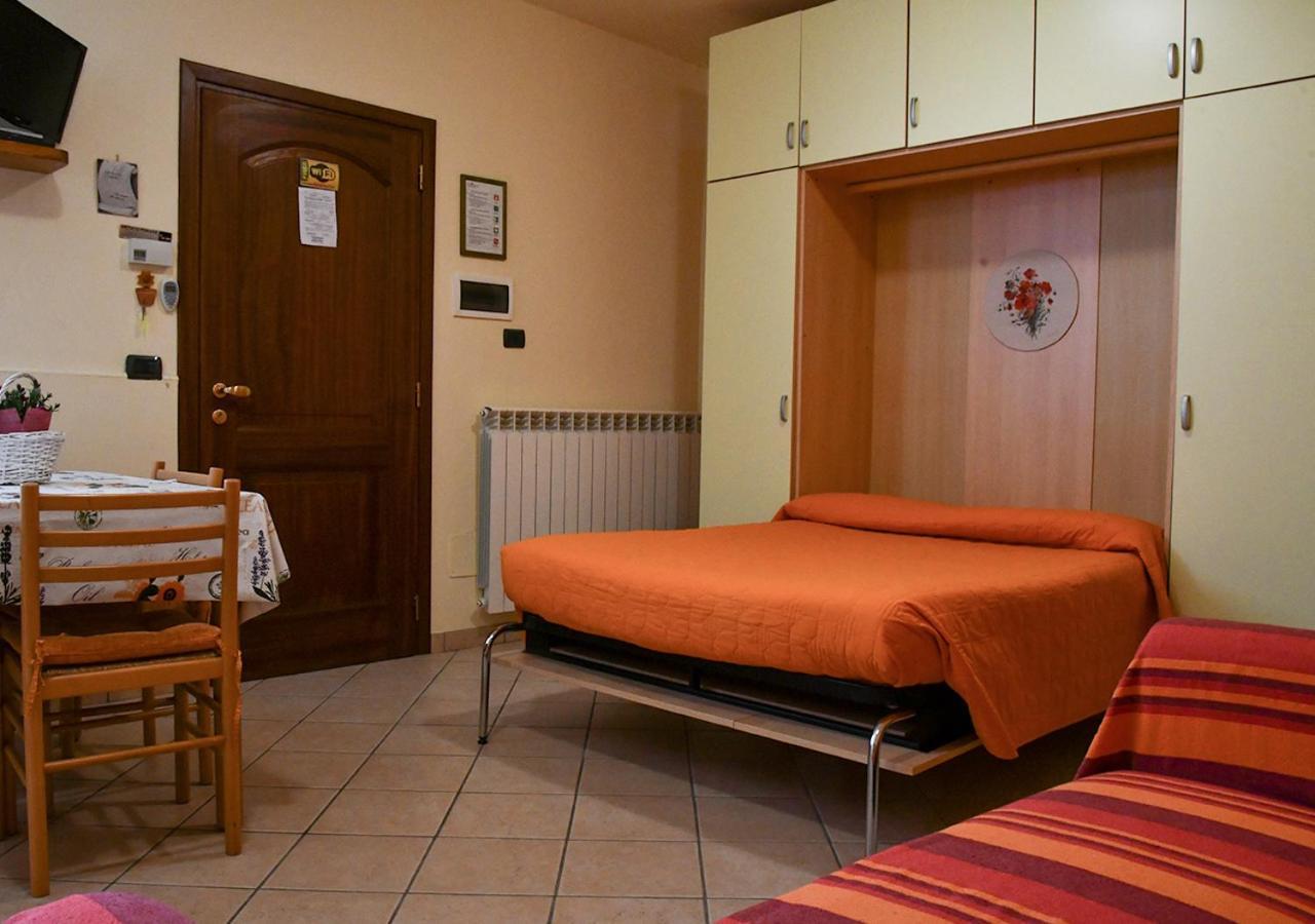 Gli Angeli Agriturismo Vila Cisano sul Neva Exterior foto
