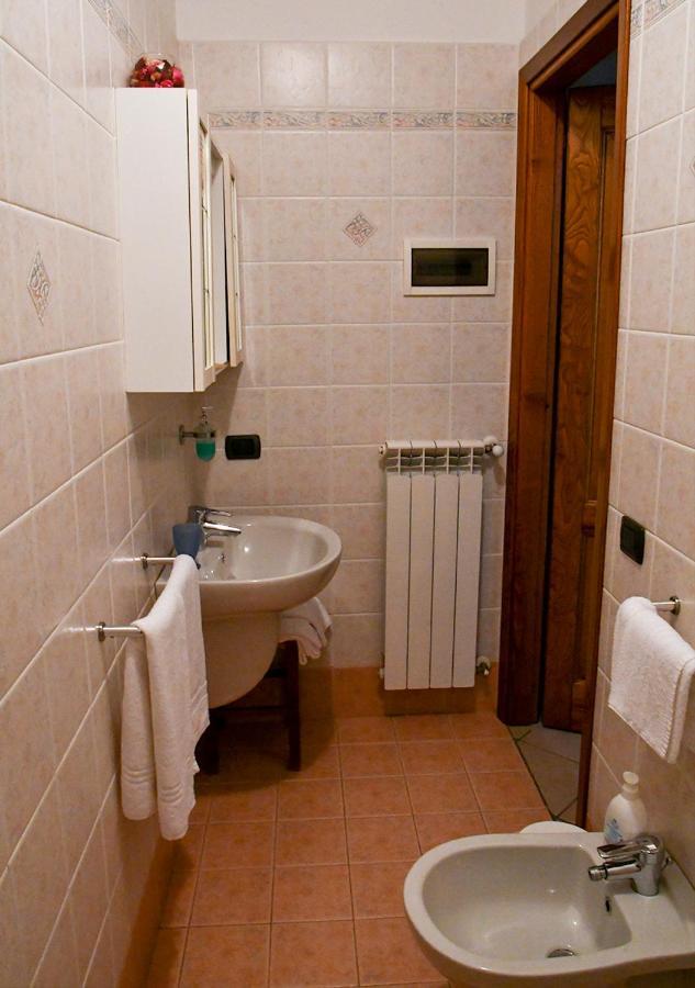 Gli Angeli Agriturismo Vila Cisano sul Neva Exterior foto